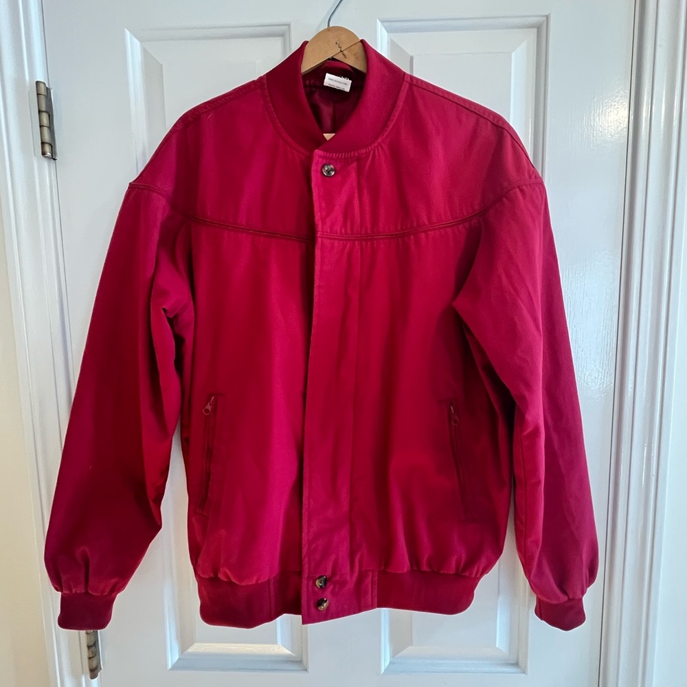Men’s Vintage bomber jacket deep red, size M.